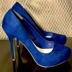 Blue Suede Heels sz 6